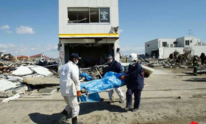 4 killed in strongest aftershock in japan since march 11