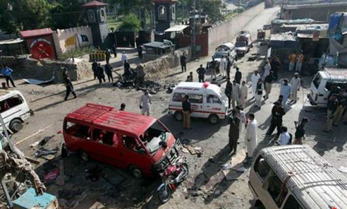 80 killed in taliban twin attacks in pak