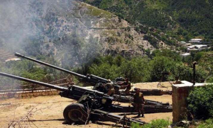 63 killed in ferocious fighting on af pak border