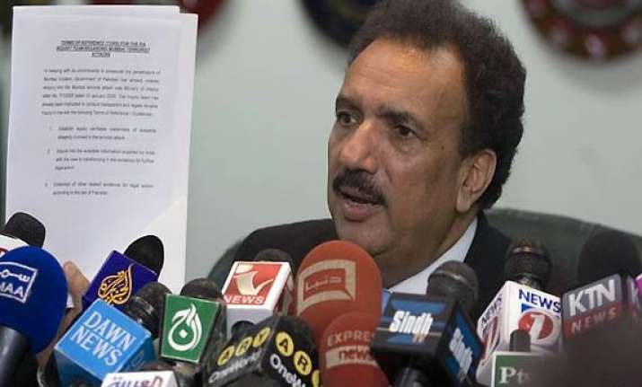 150 pakistani lawmakers receive death threats on sms