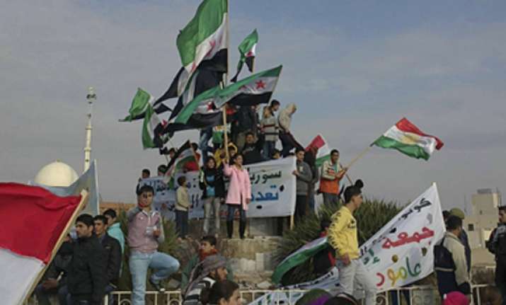 11 syria troops killed in clashes with deserters activists