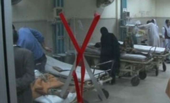 13 die after drinking toxic cough syrup in pakistan