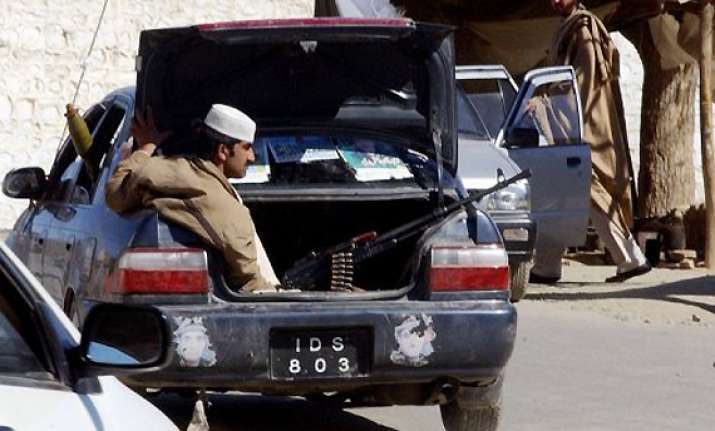 14 killed in pakistan blast