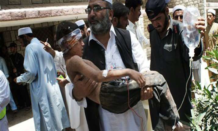 5 killed 18 injured in blast at railway station in