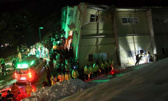 10 killed over 100 injured in south korean resort collapse