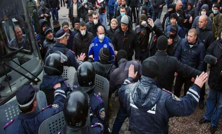 89 p.c. votes for independence in east ukraine referendum