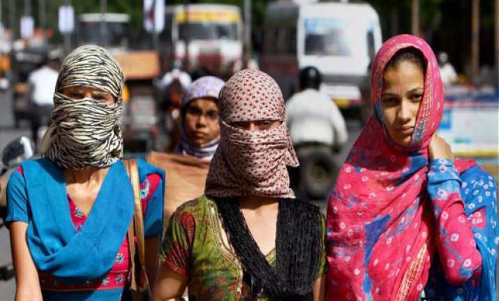 10 dead in odisha due to heat wave marginal relief in north