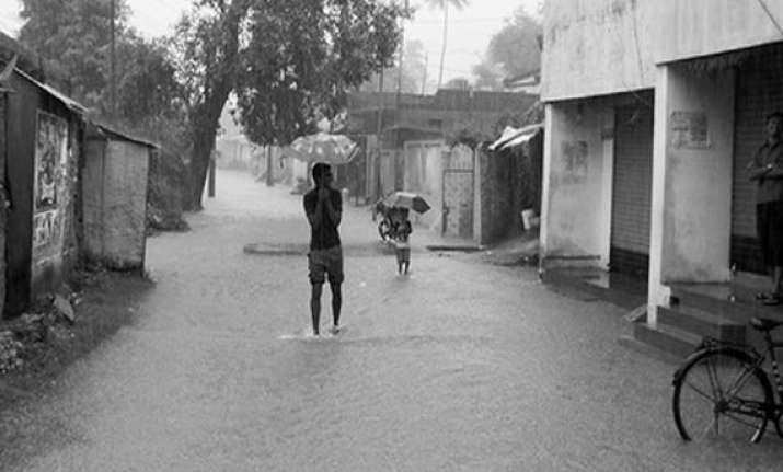 15 killed flood alert sounded in up