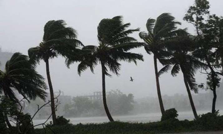 12 killed 28 injured by lightning in west bengal