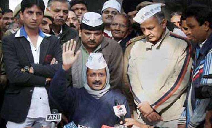 aap orders probe in another cwg scam