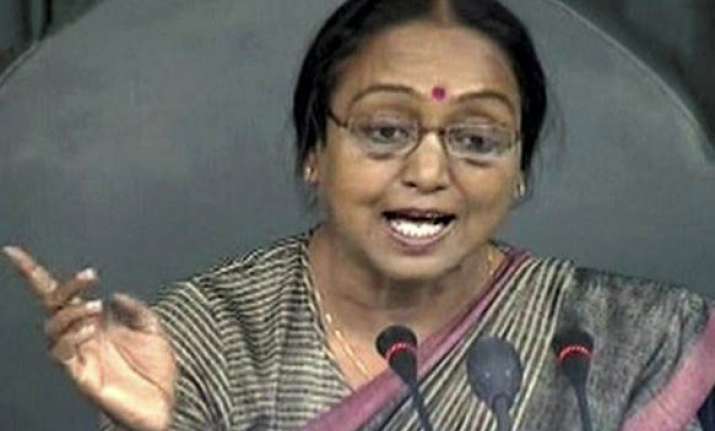 aiadmk mps in lok sabha greet sri lankan mps with slogans