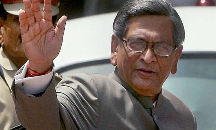 abundant patience needed in dealing with pak says krishna