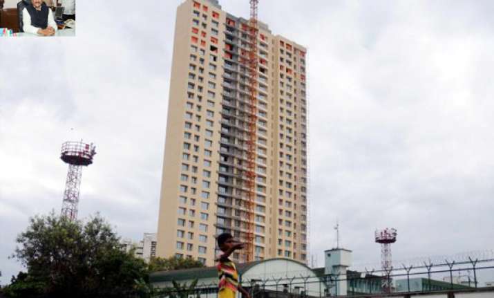 adarsh may be demolished says maharashtra cm