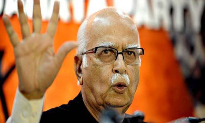 advani asks centre to radically alter policy towards terror