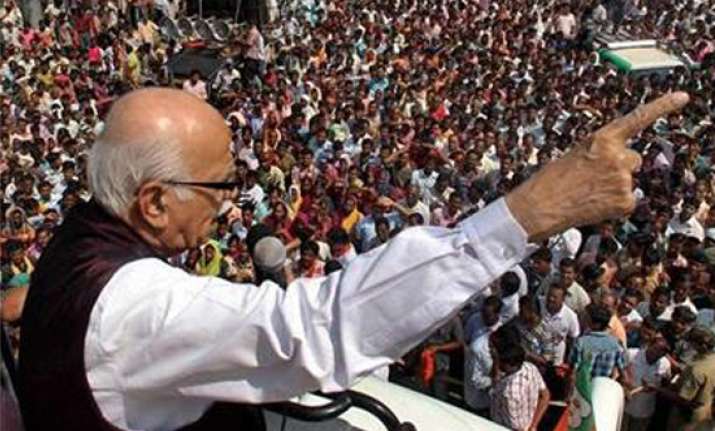 advani demands white paper on black money abroad