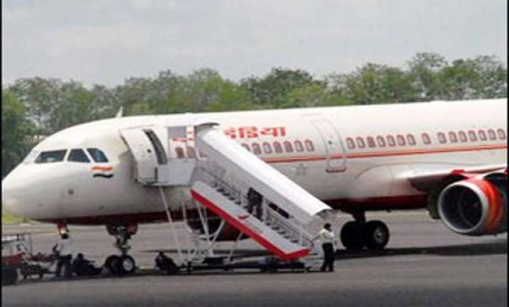 air india plane makes emergency landing in nagpur after