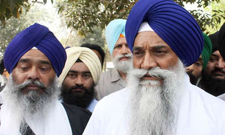 akal takht to review decision on conferring title on rajoana