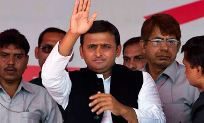 akhilesh first up cm to declare assets publicly