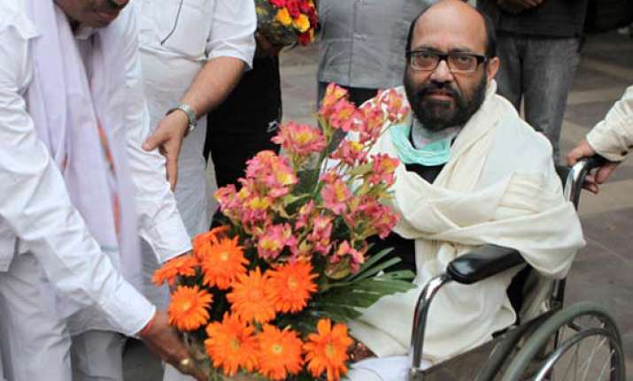 amar says he has full information about cash for vote case