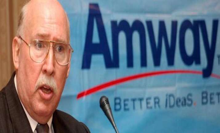 amway india chairman 2 directors arrested