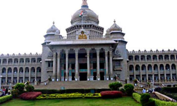 andhra legislature to become nearly paperless in 18 months