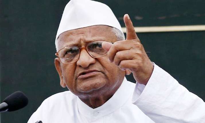 anna hazare asks supporters not to react to gang of four