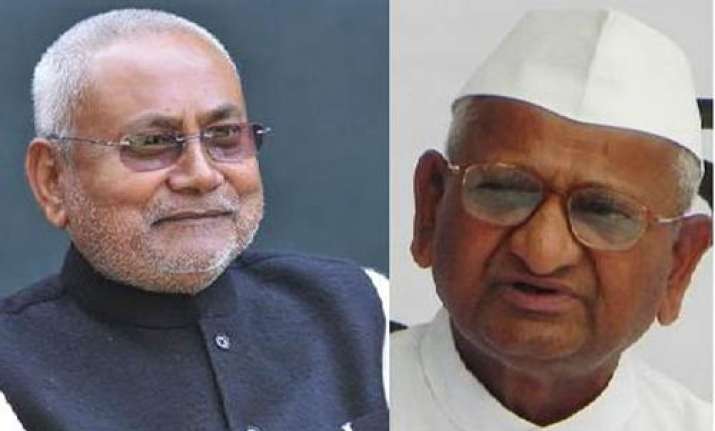 anna hazare meets nitish bihar to get lokayukta