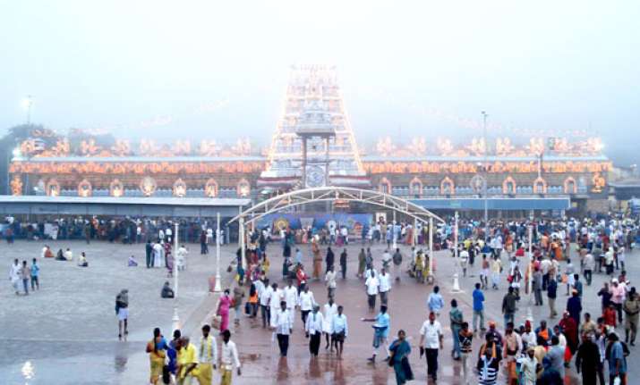 anti telangana stir hits lord balaji yatra