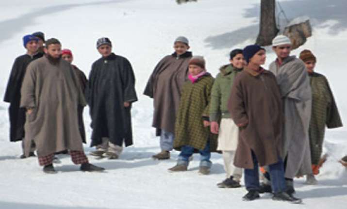 army guideline on kashmiri attire triggers row