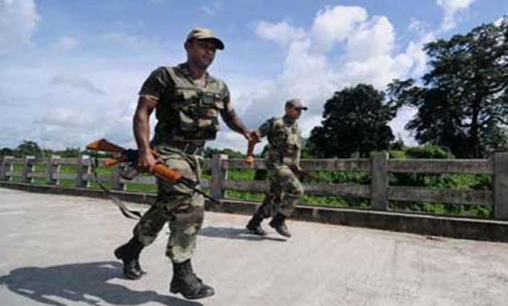 army orders investigation in alleged burglary by its