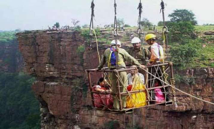 army steps in to rescue five persons stuck on island near