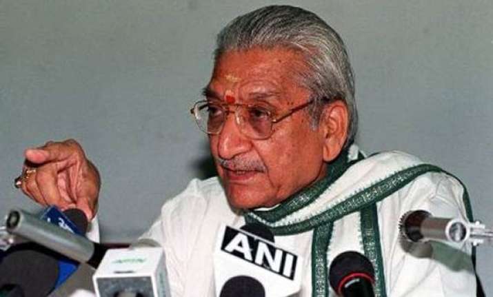 ashok singhal to join ramdev protest