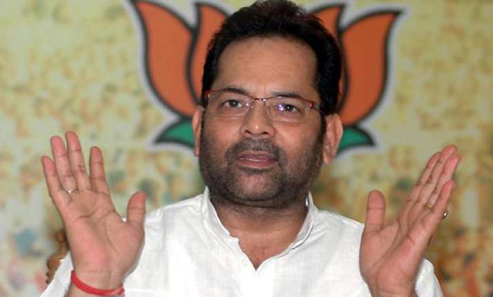 at last bjp decides to bring modi for campaigning in up