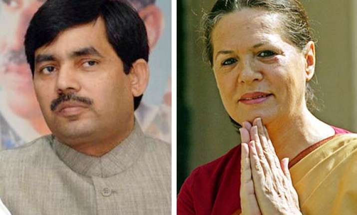 bjp seeks apology from sonia for digvijay s remark