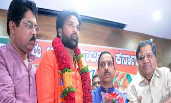 bsr congress chief b sriramulu rejoins bjp