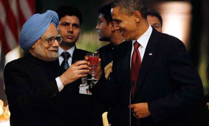 barack obama writes to manmohan singh applauds his boldness