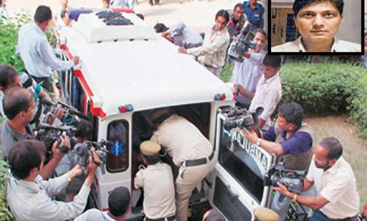 before his death delhi police inspector filed fir on spot