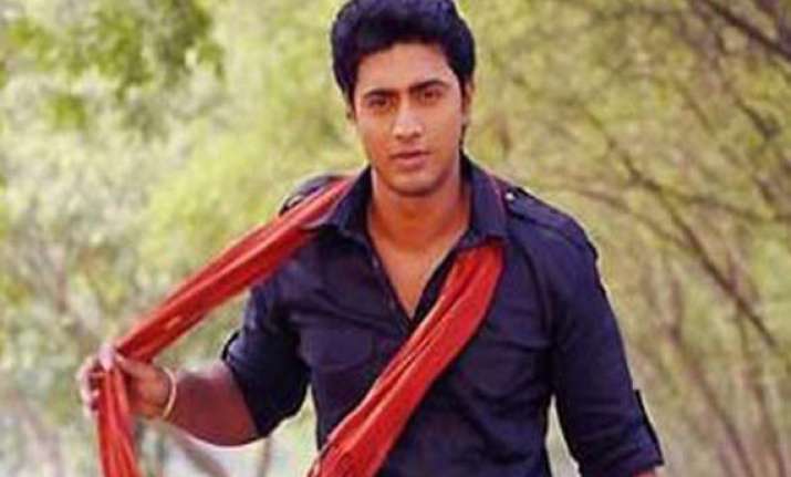 bengal matinee idol dev wins from ghatal