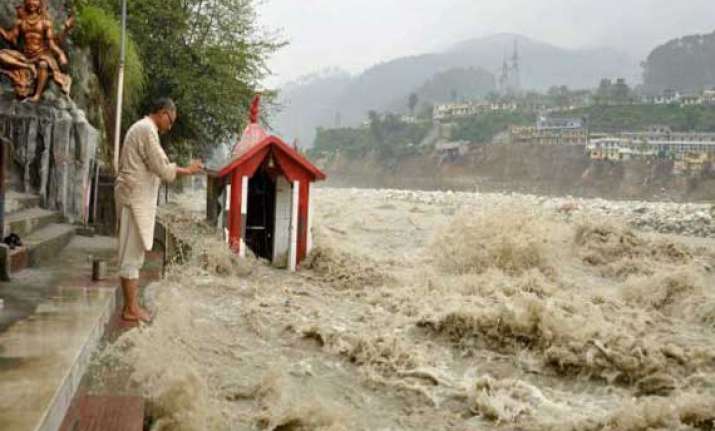 bhagirathi in spate alert sounded in uttarkashi