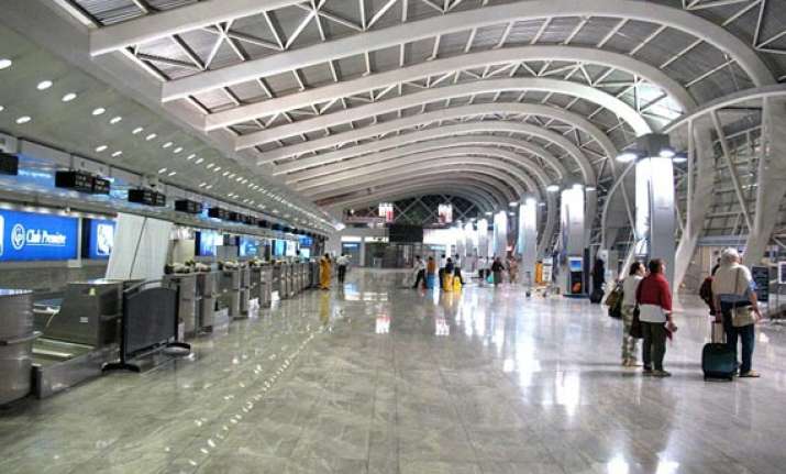 bid to smuggle drugs foiled one held