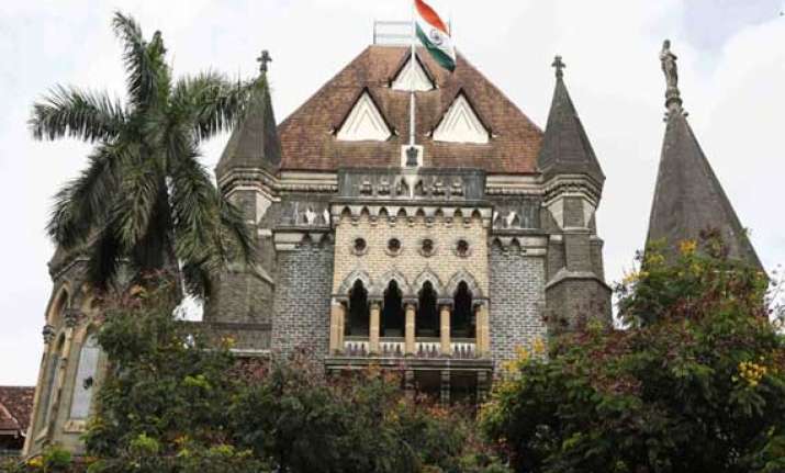 bombay high court slams govt for not obeying its orders on