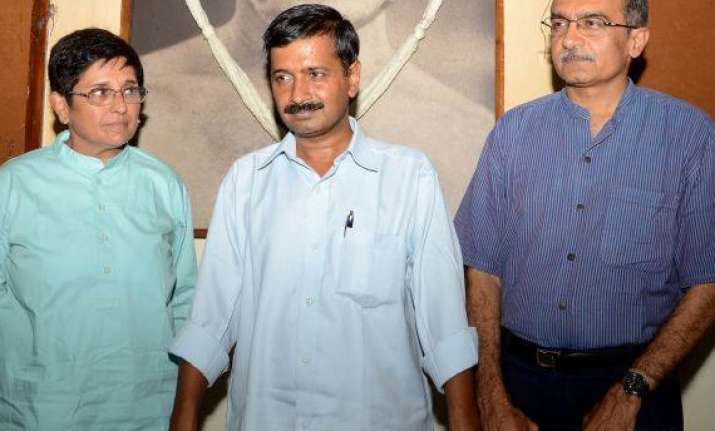 cbi probe will give clean chit to mahmohan singh says team