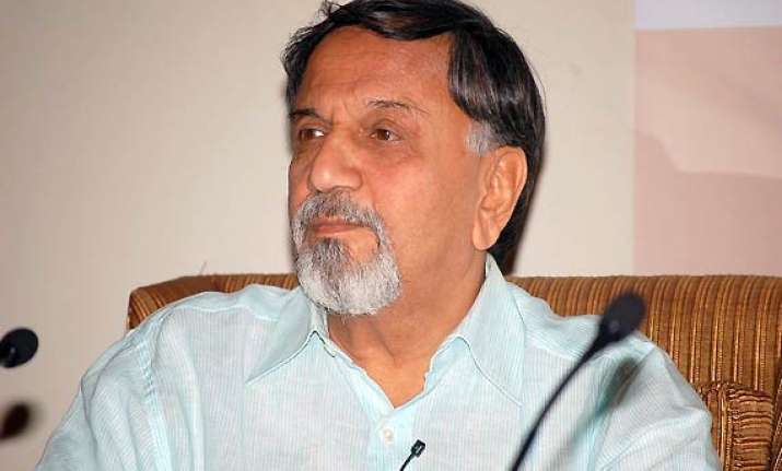 cic raps govt for bringing cbi under exemption list of rti