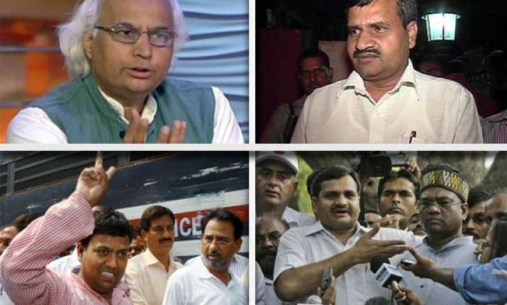 cash for vote scam hc grants bail to kulkarni 5 others