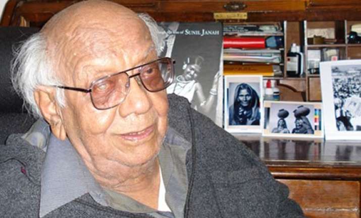 centre rectifies mistake sunil janah to get padma bhushan