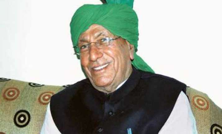 chautala says team anna wrongly taking credit