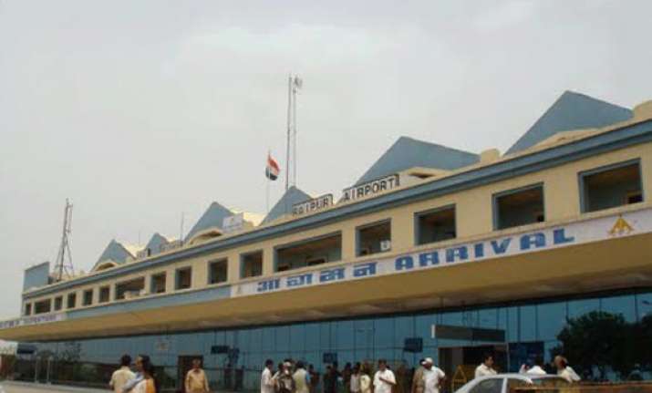 chhattisgarh govt to cut air fuel tax at raipur airport