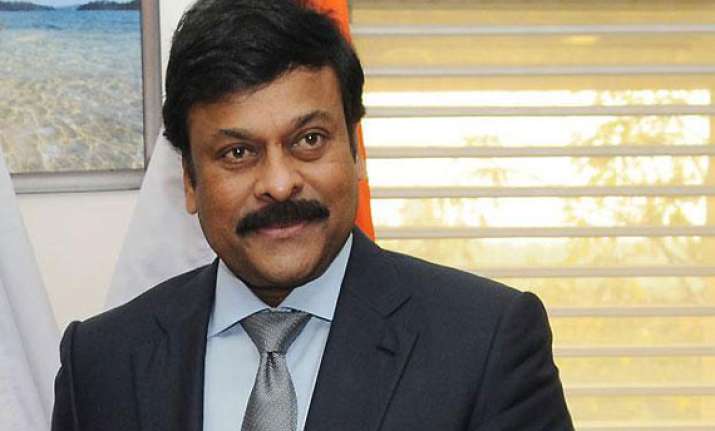 chiranjeevi resigns as minister over telangana decision