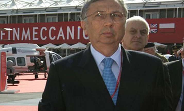 chopper scam govt warns of blacklisting italy s finmeccanica