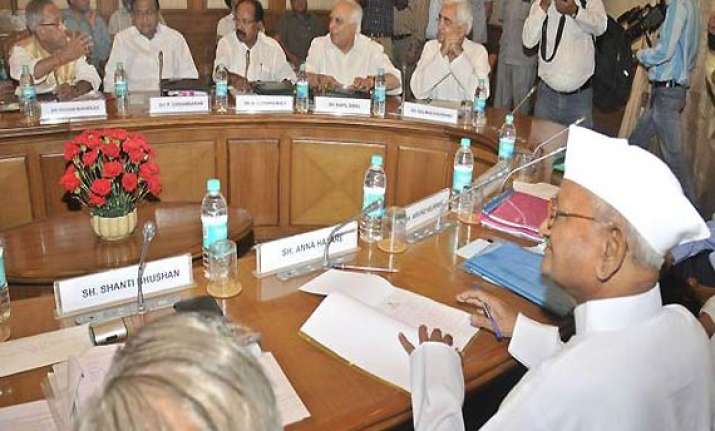 cong u turn forces parliamentary panel on lokpal overturn